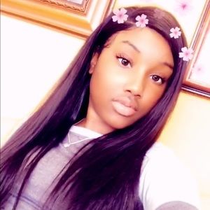 Meet your Posher, Kiana